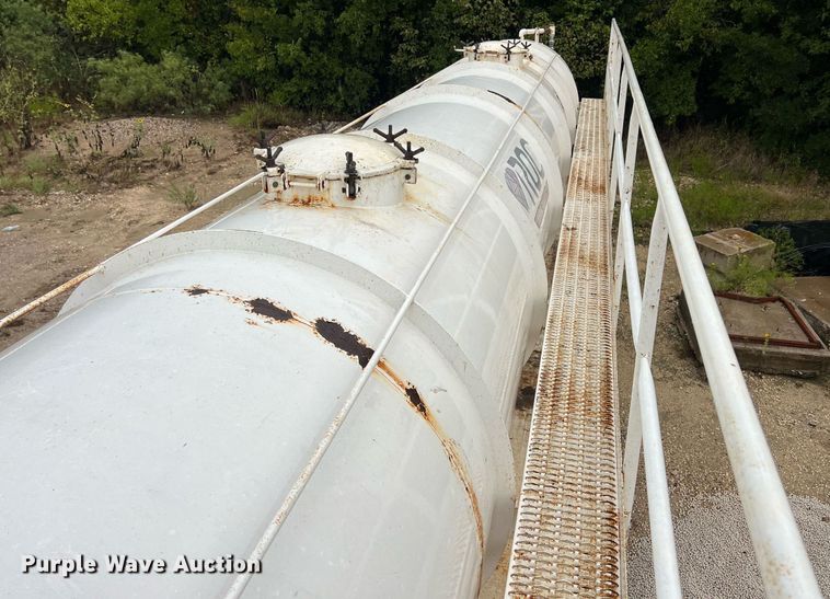 image for item DO2493 2015 Jack County Tank vacuum trailer