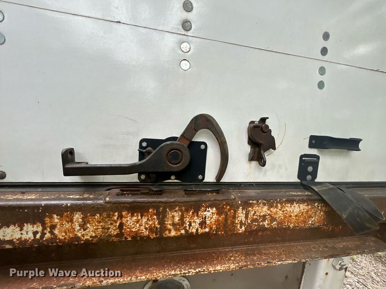 image for item DO7458 2000 Trailmobile Trailer Corp. dry van trailer