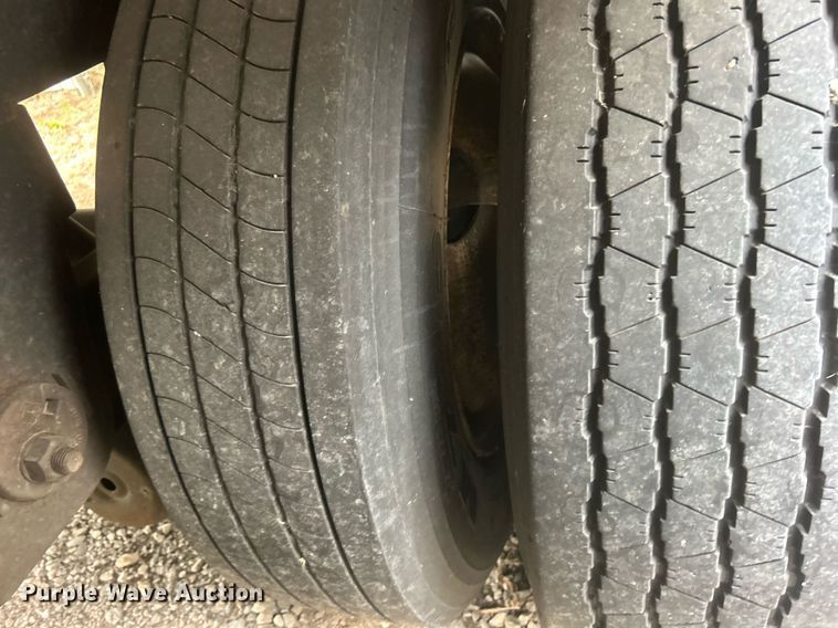 image for item DO7458 2000 Trailmobile Trailer Corp. dry van trailer