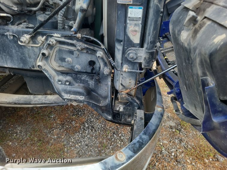 image for item DQ3620 2017 Peterbilt  579 semi truck