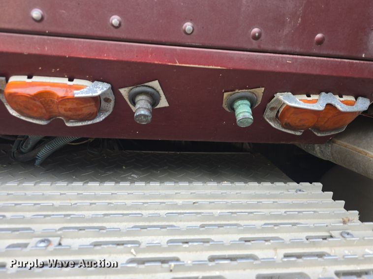 image for item DQ4579 1987 International F9370 semi truck