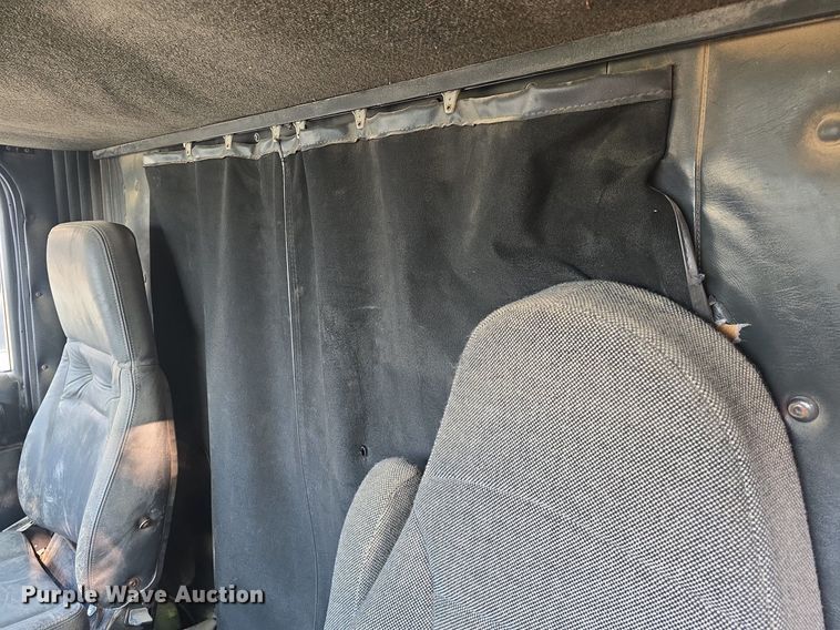 image for item DQ4579 1987 International F9370 semi truck