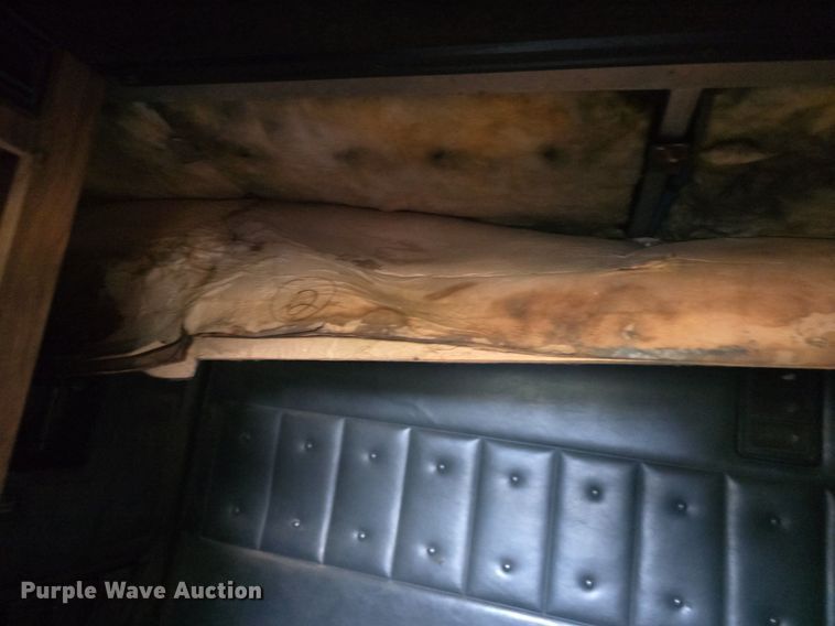 image for item DQ4579 1987 International F9370 semi truck