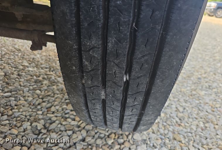 image for item DQ4579 1987 International F9370 semi truck