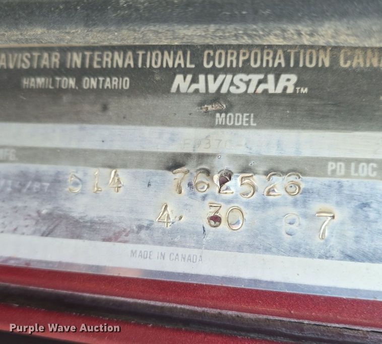 image for item DQ4579 1987 International F9370 semi truck