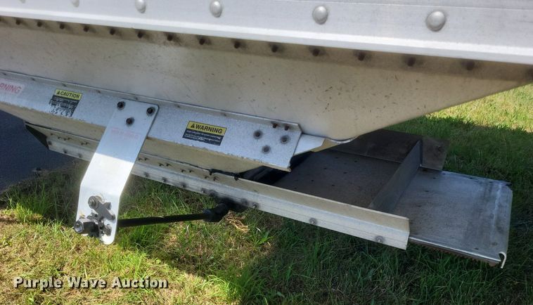 image for item DR4964 2004 Timpte  grain trailer