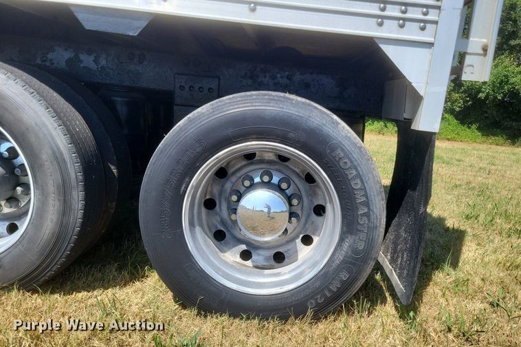 image for item DR4964 2004 Timpte  grain trailer