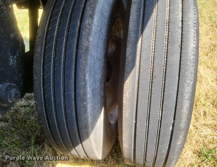 image for item DR4964 2004 Timpte  grain trailer