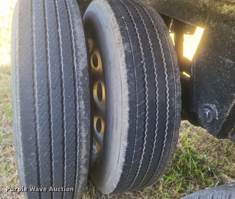 image for item DR4964 2004 Timpte  grain trailer