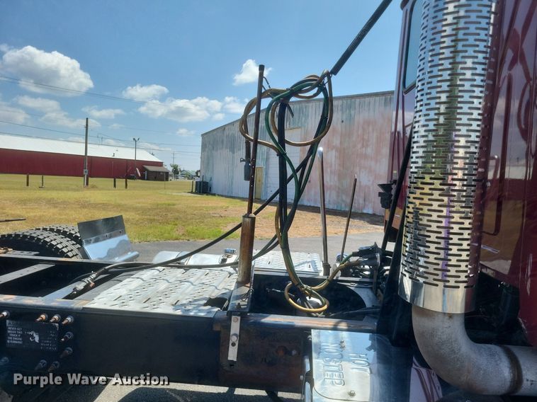 image for item DR4965 2015 Mack  CXU semi truck