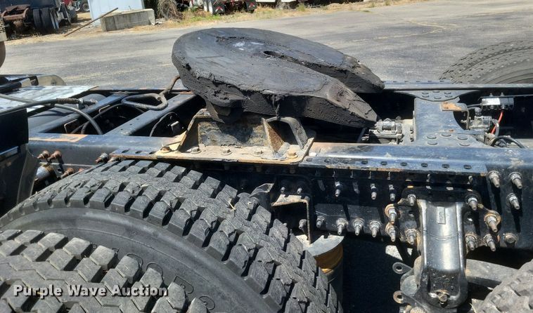 image for item DR4965 2015 Mack  CXU semi truck