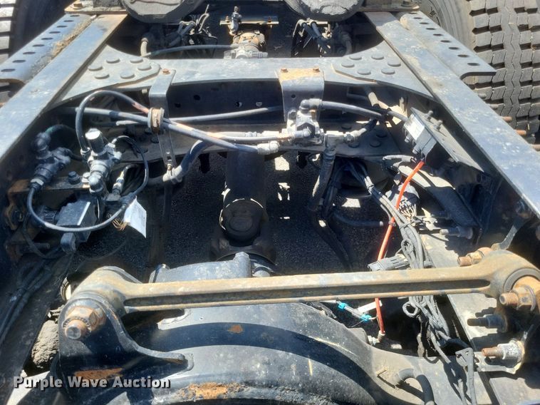 image for item DR4965 2015 Mack  CXU semi truck