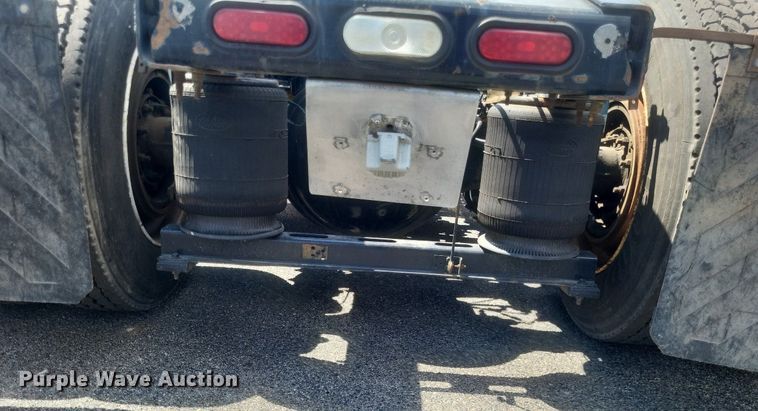 image for item DR4965 2015 Mack  CXU semi truck