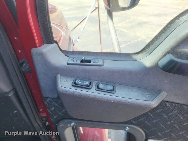 image for item DR4965 2015 Mack  CXU semi truck