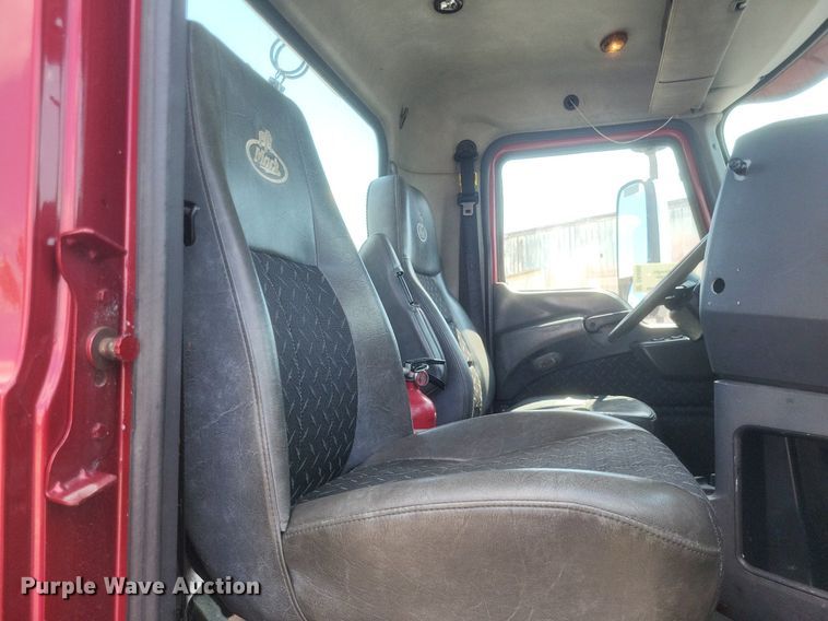 image for item DR4965 2015 Mack  CXU semi truck