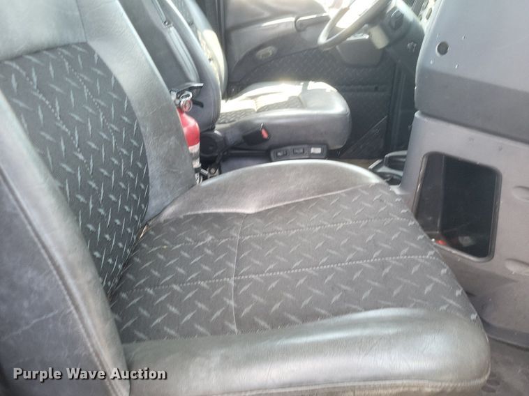 image for item DR4965 2015 Mack  CXU semi truck