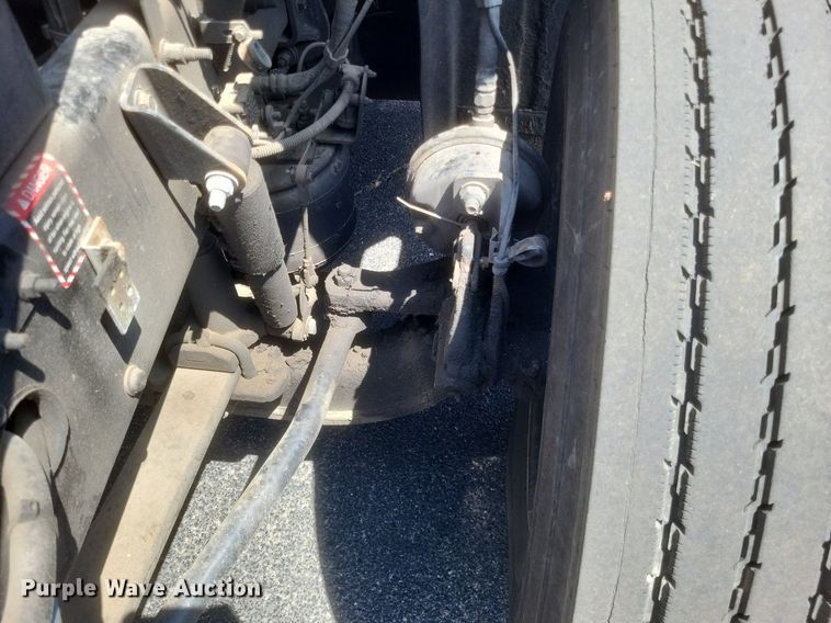 image for item DR4965 2015 Mack  CXU semi truck