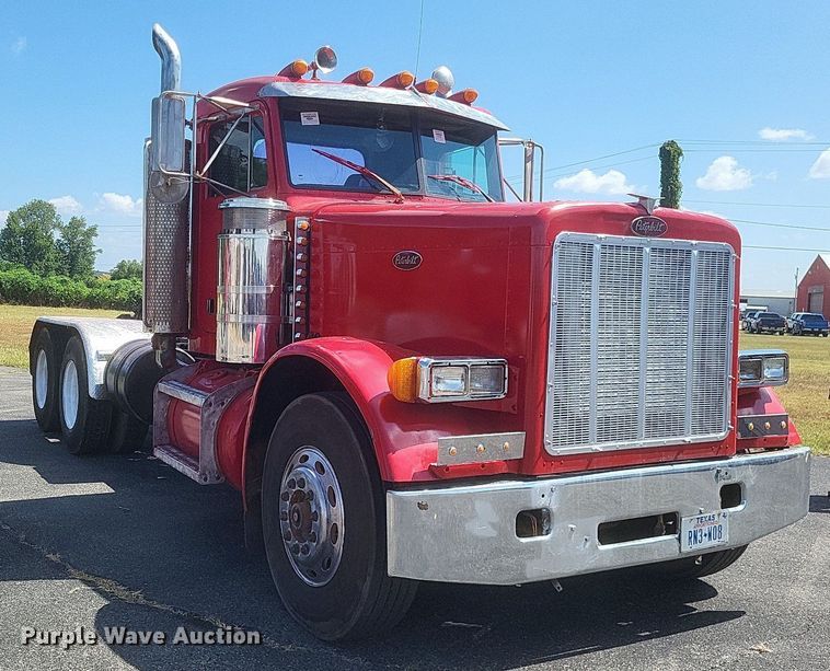 image for item DR4966 1993 Peterbilt  379 semi truck