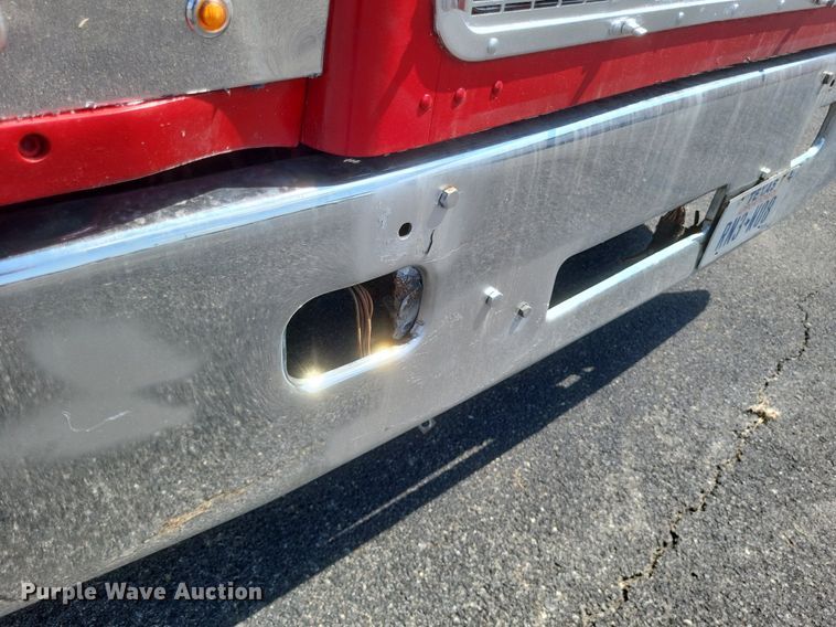 image for item DR4966 1993 Peterbilt  379 semi truck