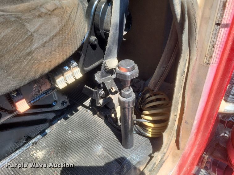 image for item DR4966 1993 Peterbilt  379 semi truck