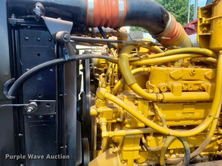 image for item DR4966 1993 Peterbilt  379 semi truck