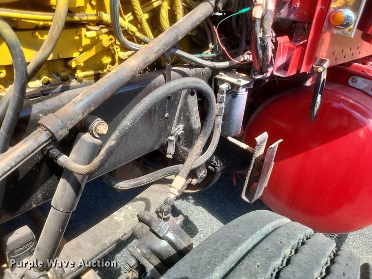 image for item DR4966 1993 Peterbilt  379 semi truck