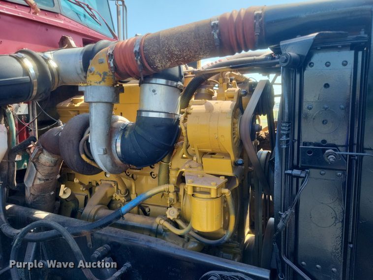 image for item DR4966 1993 Peterbilt  379 semi truck