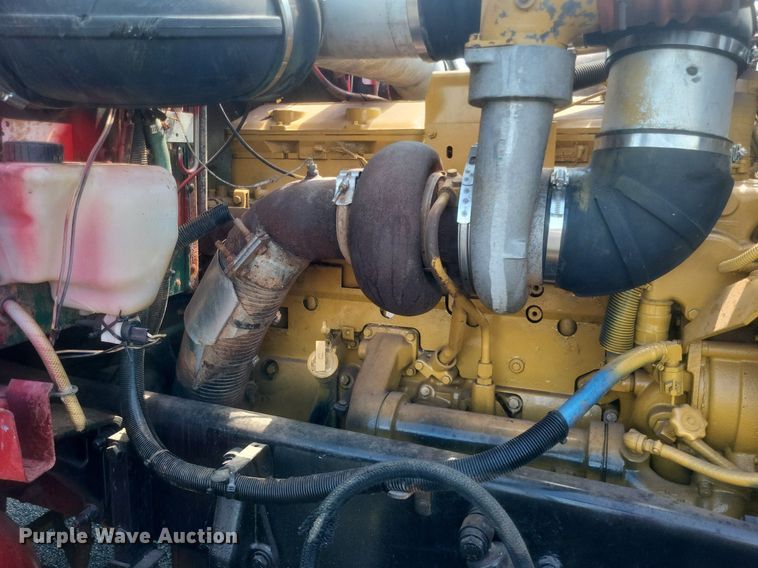 image for item DR4966 1993 Peterbilt  379 semi truck