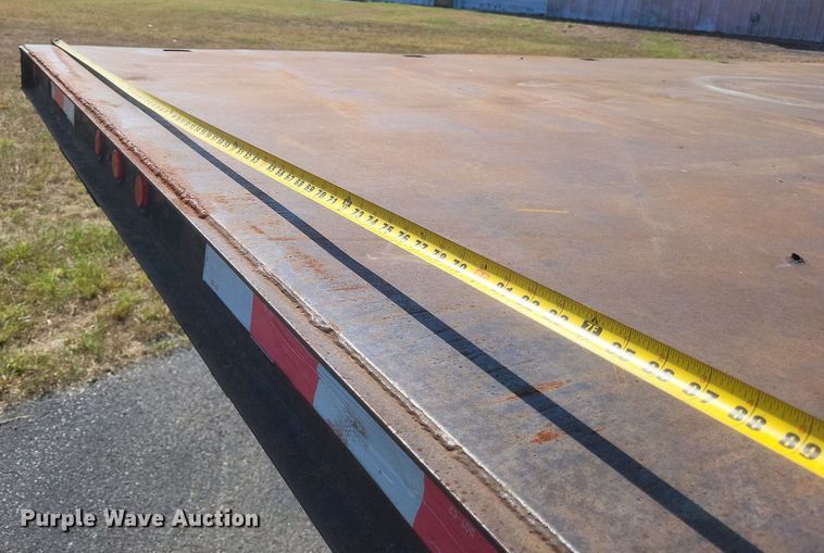 image for item DR4967 2007 International  4300 flatbed truck