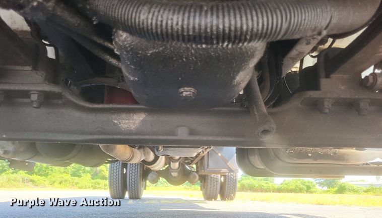 image for item DR4967 2007 International  4300 flatbed truck