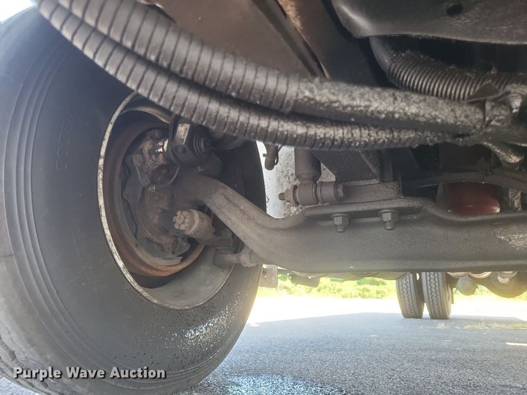 image for item DR4967 2007 International  4300 flatbed truck