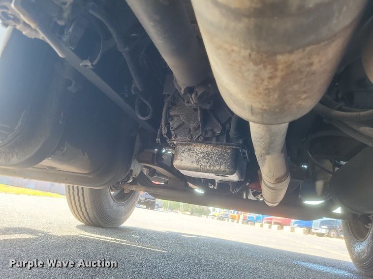 image for item DR4967 2007 International  4300 flatbed truck