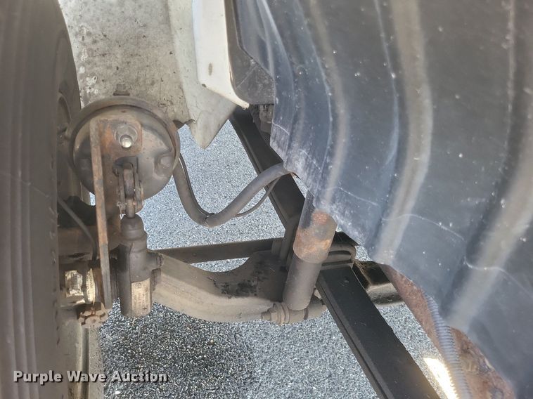 image for item DR4967 2007 International  4300 flatbed truck