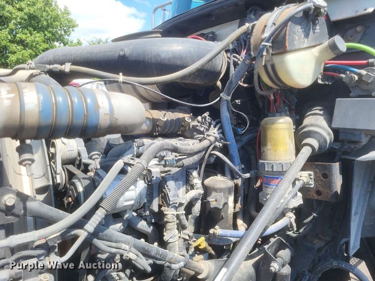 image for item DR4969 2007 Mack Vision CXN 612 semi truck