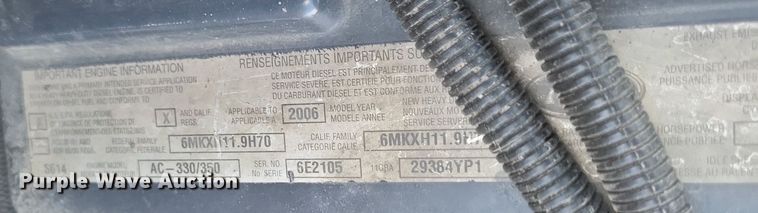 image for item DR4969 2007 Mack Vision CXN 612 semi truck