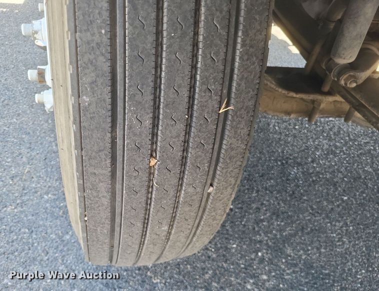 image for item DR4969 2007 Mack Vision CXN 612 semi truck