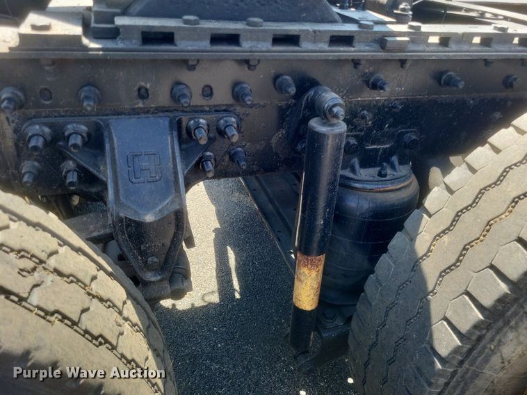 image for item DR4969 2007 Mack Vision CXN 612 semi truck