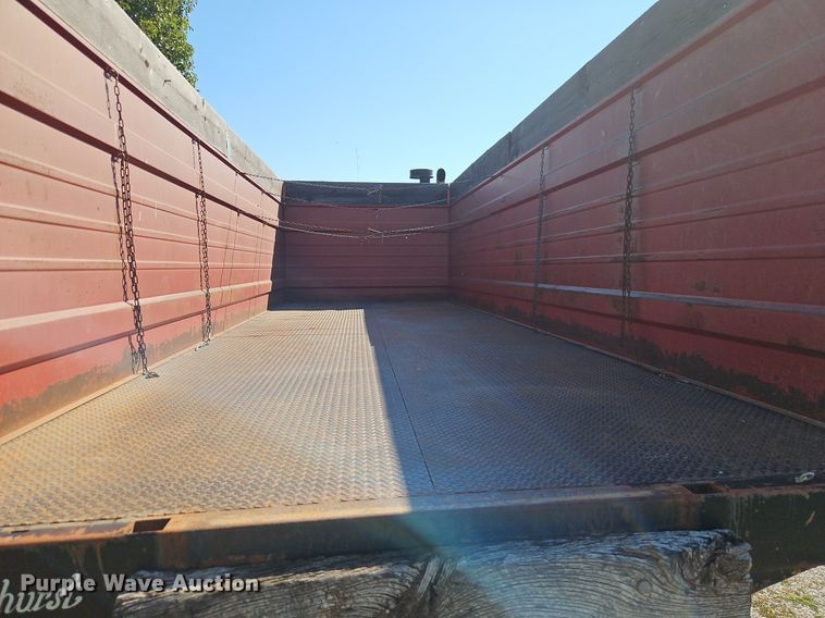 image for item DR8761 1979 GMC Astro 95 dump flatbed truck