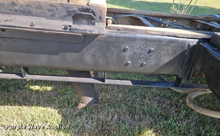 image for item DR8761 1979 GMC Astro 95 dump flatbed truck