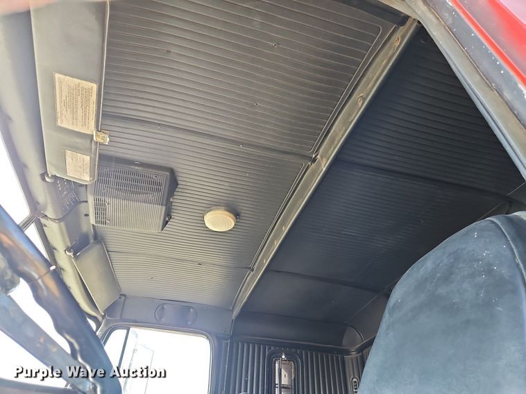 image for item DR8761 1979 GMC Astro 95 dump flatbed truck