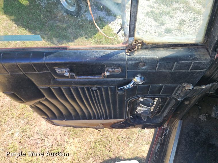 image for item DR8761 1979 GMC Astro 95 dump flatbed truck