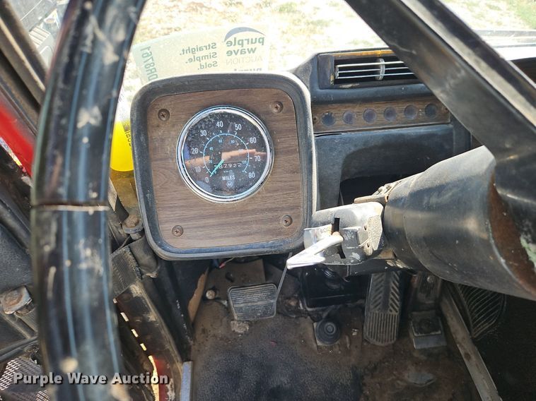 image for item DR8761 1979 GMC Astro 95 dump flatbed truck