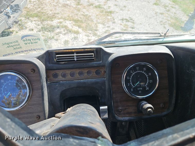 image for item DR8761 1979 GMC Astro 95 dump flatbed truck