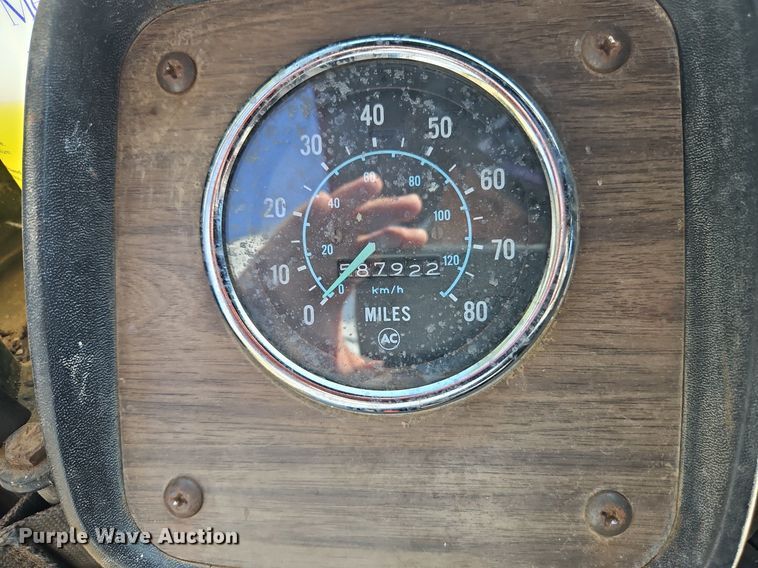 image for item DR8761 1979 GMC Astro 95 dump flatbed truck