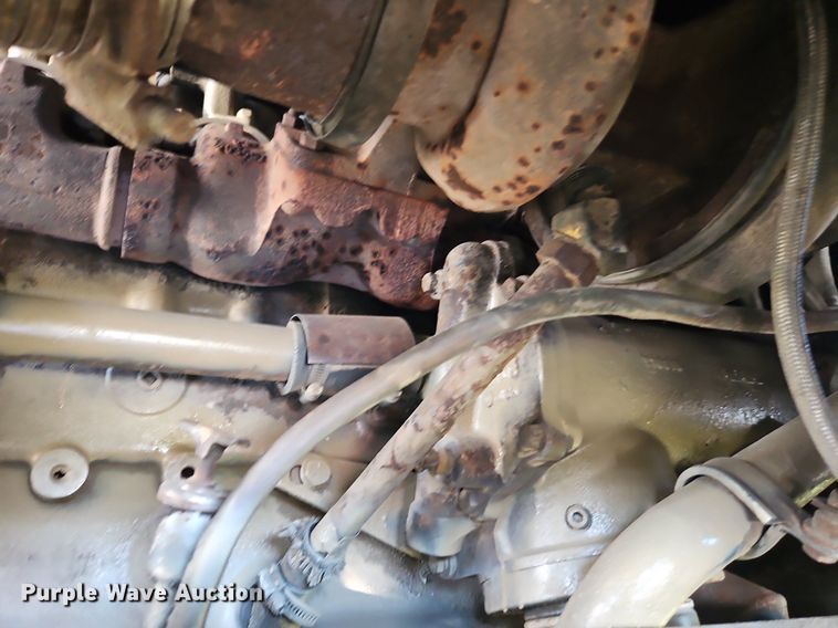 image for item DR8761 1979 GMC Astro 95 dump flatbed truck