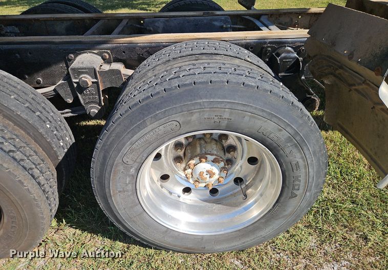 image for item DR8761 1979 GMC Astro 95 dump flatbed truck