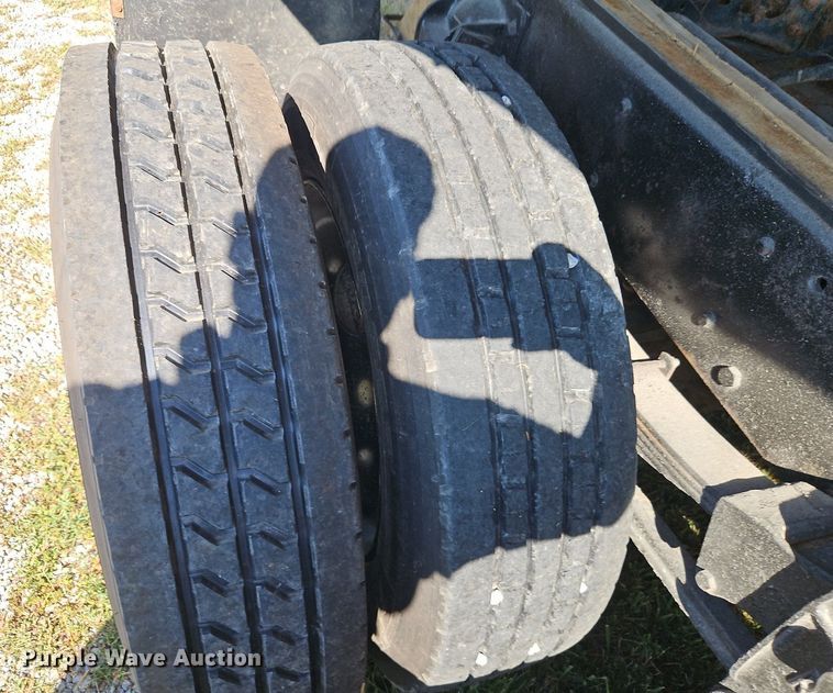 image for item DR8761 1979 GMC Astro 95 dump flatbed truck