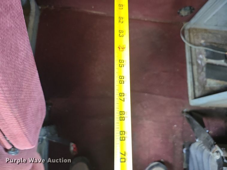 image for item DS4780 1998 Freightliner FLD132064T semi truck