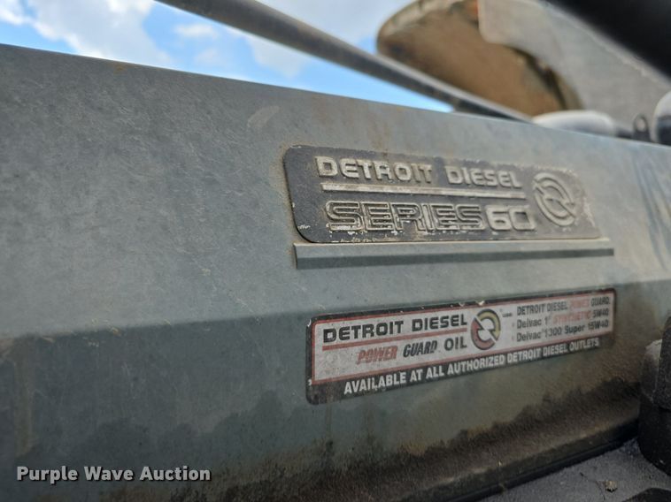 image for item DS4780 1998 Freightliner FLD132064T semi truck