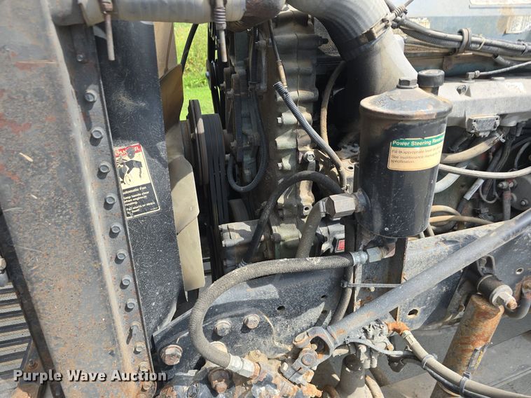 image for item DS4780 1998 Freightliner FLD132064T semi truck